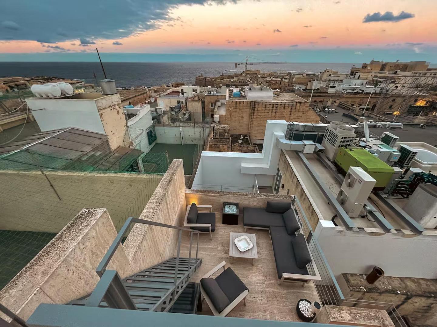 Penthouse With Jacuzzi & Panoramic Views - Heart Of Appartement