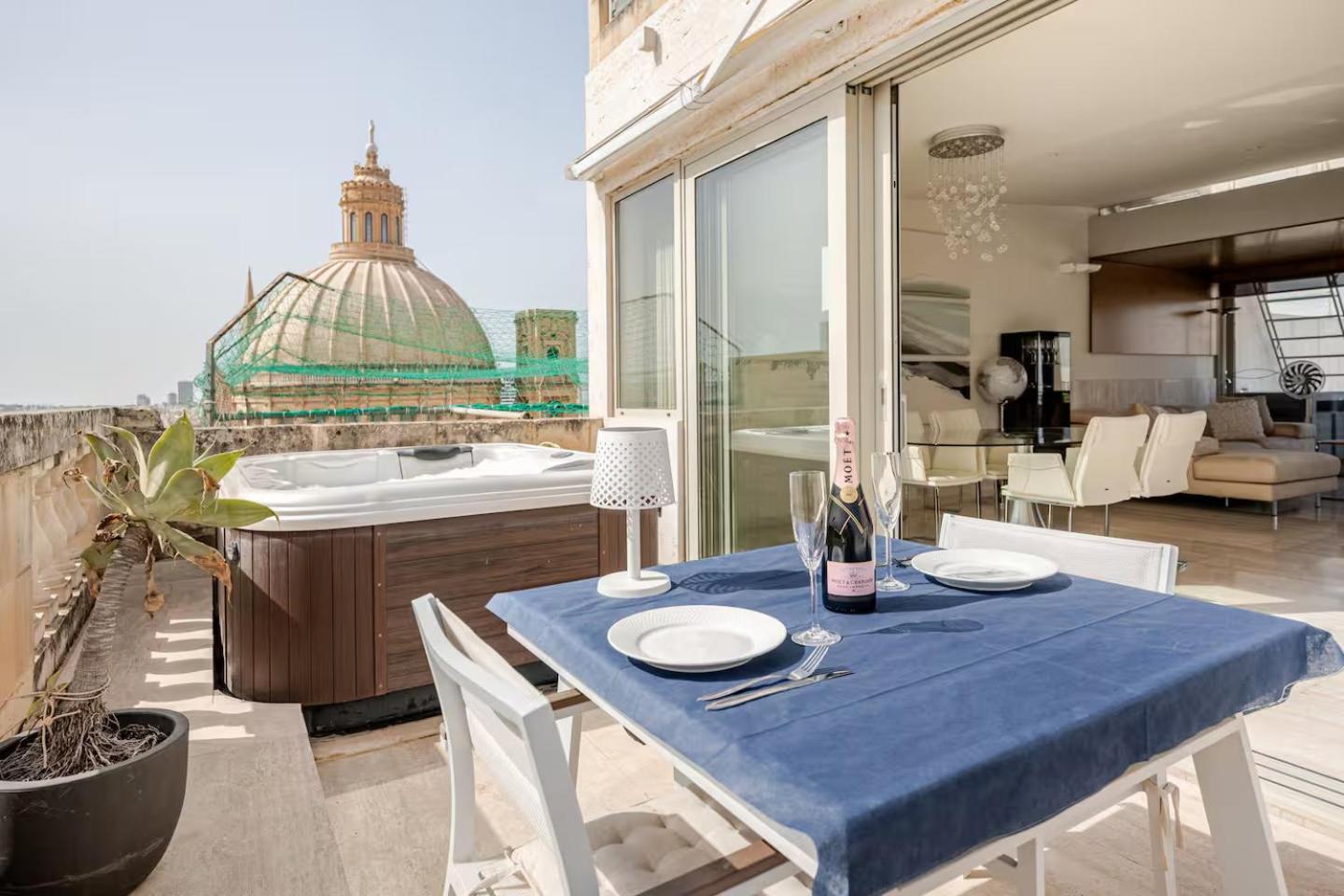Appartement Penthouse With Jacuzzi & Panoramic Views - Heart Of Valletta